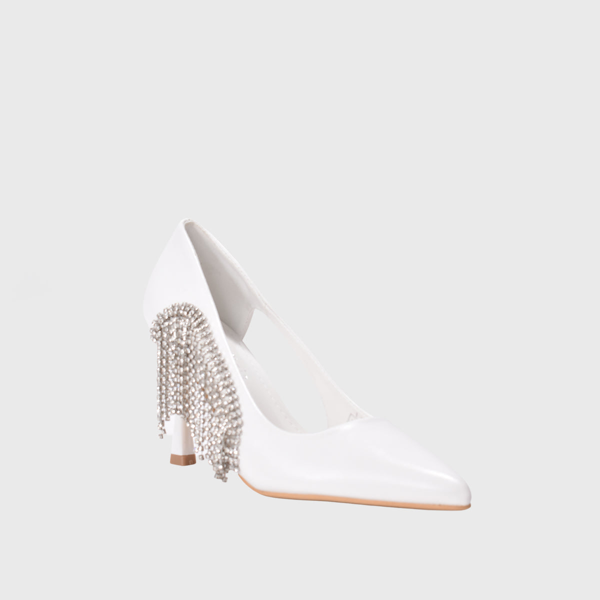 White High Heel Shoes With a Chain